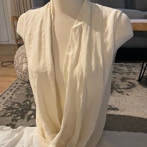 Wilfred / Off white Silk open front Blouse